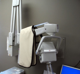 dental xray machine and protective apron