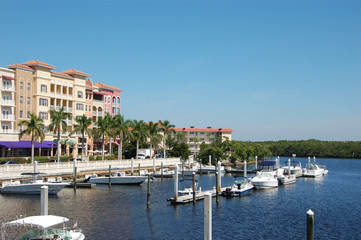 Fototapeta na wymiar nabrzeża of Naples na Florydzie