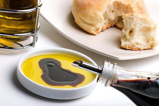 olive oil and bread
