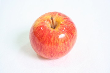 glänzender apfel