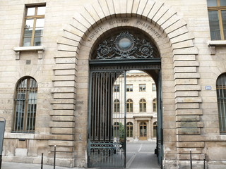 administration. paris.