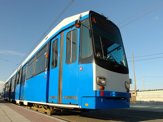 Fototapeta na wymiar blue city tram