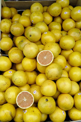 montagne de pamplemousses