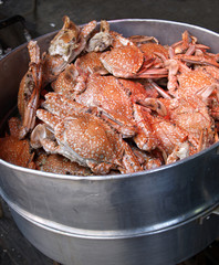 kettle full of crabs