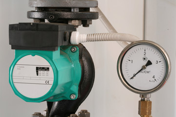 the pump and manometer