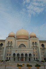 Fototapeta na wymiar palace of justice , putrajaya , malaysia