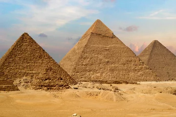 Zelfklevend Fotobehang Egypte de grote piramides van gizeh