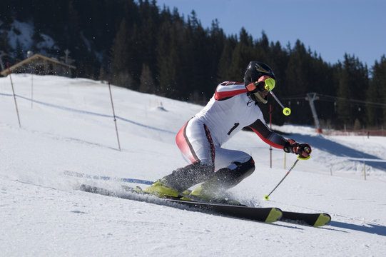 slalom sp&eacute;cial