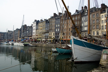 port vieux bassin honfleur