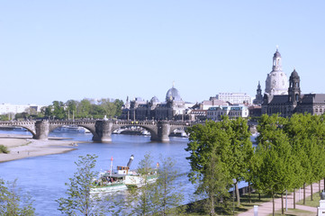 frauenkirche blick auf dresden