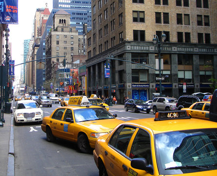 taxis in Manhattan © jesuis terun_vision