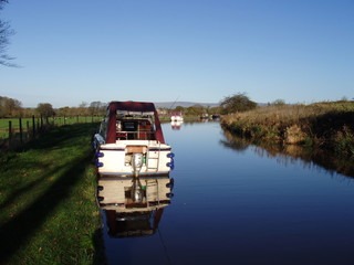 Obraz premium a quiet day on the canal