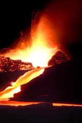 Lichtdoorlatende rolgordijnen Vulkaan vulkaanuitbarsting