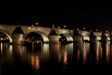 Fototapeta na wymiar charles bridge at night, prague