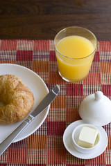 croissant with juice