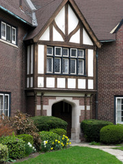 tudro entrance with leaded glass