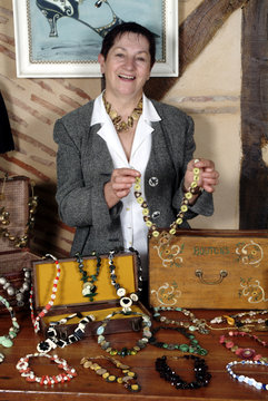 arlette croux artiste fibulanomiste