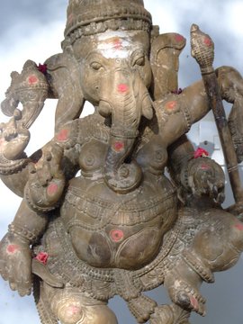 tanzender ganesha