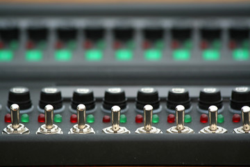 toggle switch