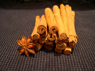 regalo canela y flor