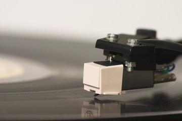 gramophone head