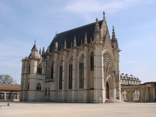 sainte-chapelle du chateau de vincennes