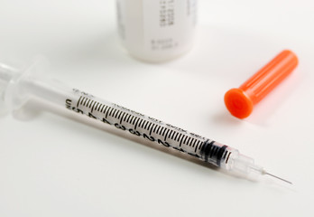 syringe and insulin