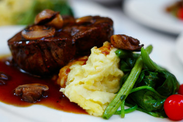 dinner plate