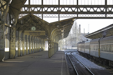Naklejka na ściany i meble Railroad stacji platformy