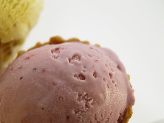 erbeer eiscreme nah aufnahme