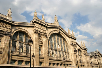 Fototapeta na wymiar Gare du Nord, Paryż