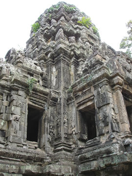 detail of khmer architecture,  the bayon, angkor tom, cambodgia