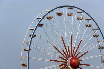 dusseldorf centre spinning wheel