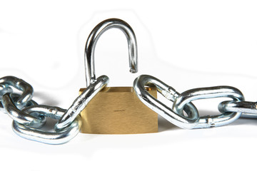 la s&eacute;curit&eacute; bris&eacute;e