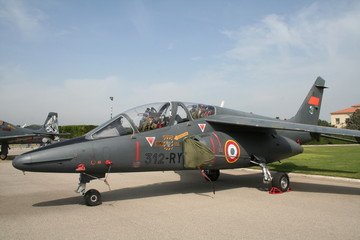 alpha jet version militaire