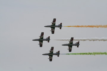 4 jet