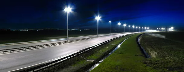 Stoff pro Meter Nachtautobahn © Alexander Ozerov