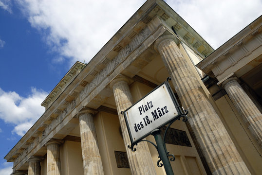 platz des 18 marz