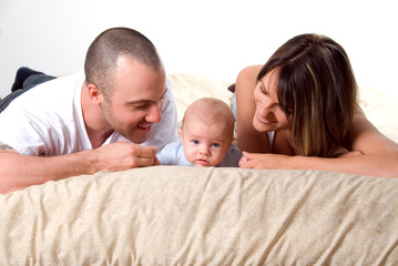 Fototapeta premium holding hands