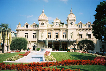 Fototapeta na wymiar kasyno w Monte-Carlo