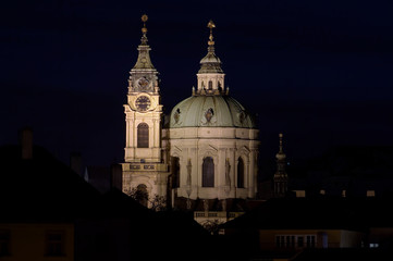 Obraz premium church of st nikolas at night