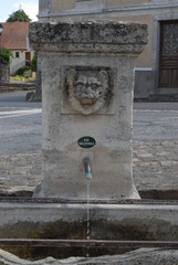 fontaine place publique coupvray