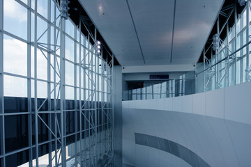modern airport architecture - 3279987