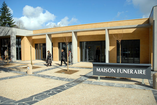 maison funeraire