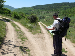 The tourist at the crossroads