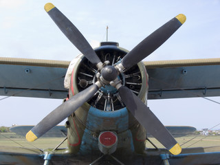 plane an-2