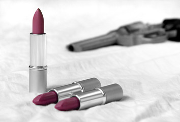 red lipsticks - 3348143