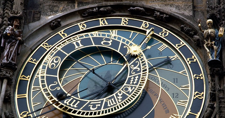 Fototapeta premium ancient astronomical clock in prague