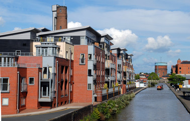 Fototapeta premium modern canalside apartments