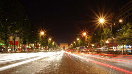 champs-elysees avenue at night © Ljupco Smokovski